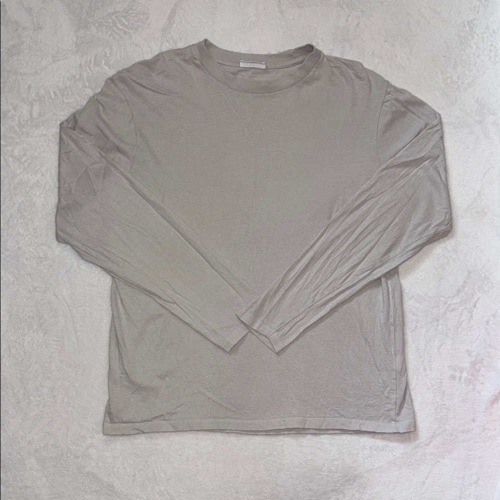 UA Everyday Men's Gray Long Sleeve Shirt size medium